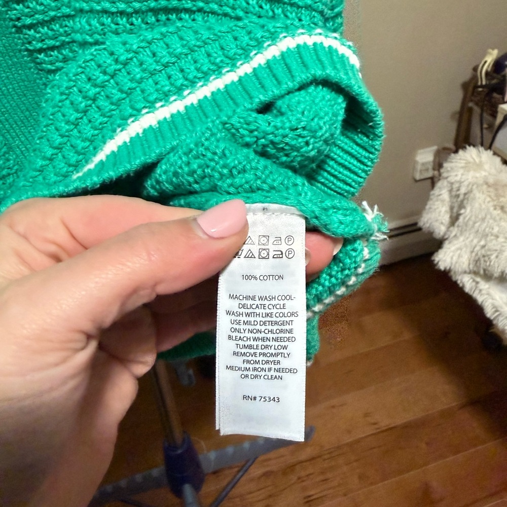 GUC- Nicole Miller Size 1x Green Button-Up Women's Sweater - Picture 4 of 5